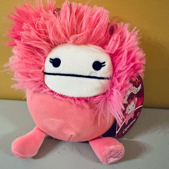 Nwt Squishmallows 5” Valentine Caparinne Bigfoot - Picture 2 of 6